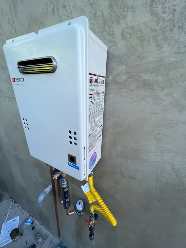 Tankless water heater installation for North Rosslyn homes